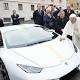 Компания Lamborghini подарила папе римскому особый суперкар - Вести.Ru